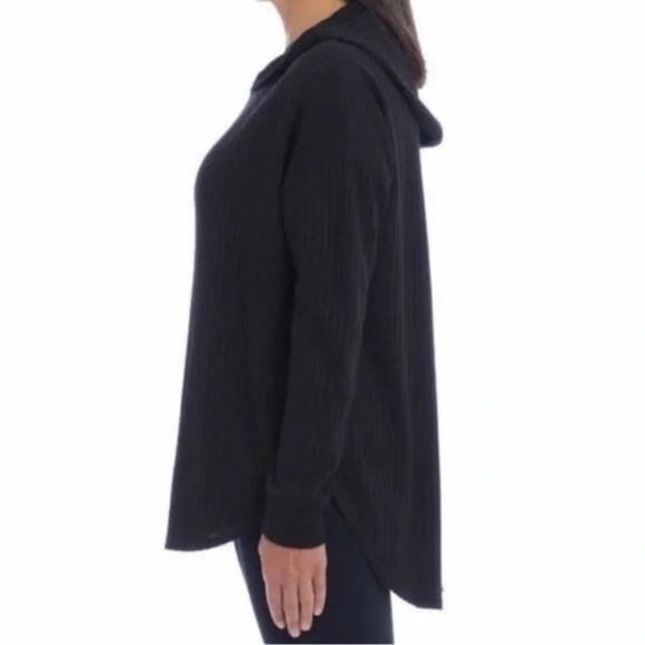 CHASER Black Waffle Thermal Knit Hoodie - Picture 3 of 6